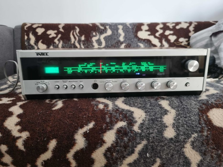 Receiver Intel 8012