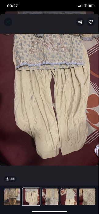 sari indian dau si la schimb cu diverse