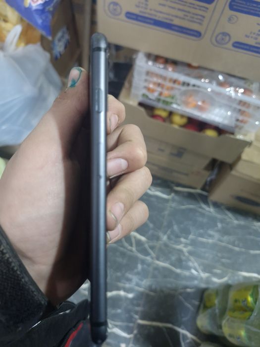 Айфон 8 64 гб 79акб