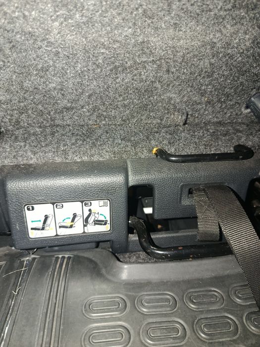 Skoda Roomster,2008, 1.6 benzină, cârlig, Automată, neînmatriculată