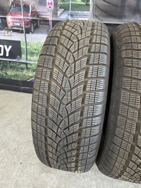 235/60/18 GOODYEAR 4бр