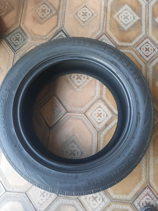 215/55R17.Сотилади