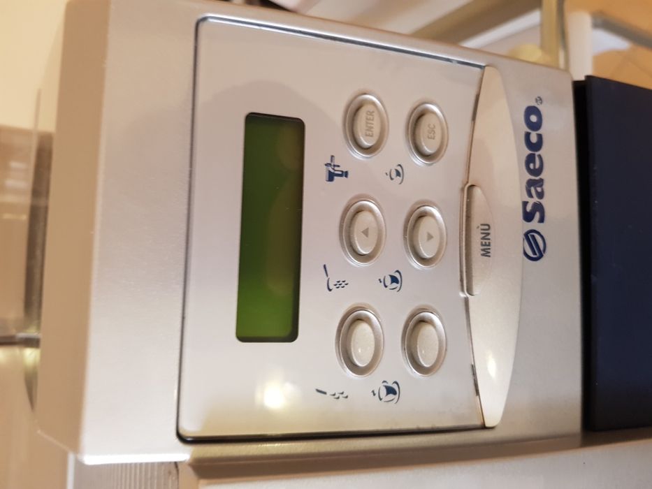 Кафемашина Саеко Saeco Royal и Saeco Magic плюс кафе на зърна
