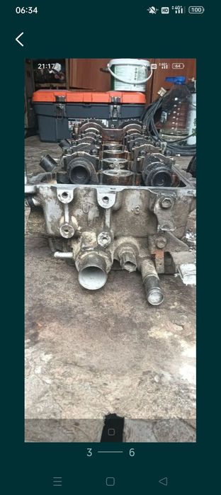 Головка Тойота авенсис