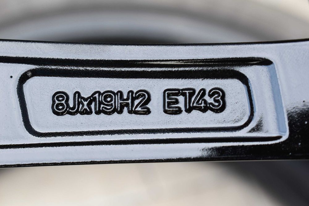 19'' Джанти Mercedes W213 AMG