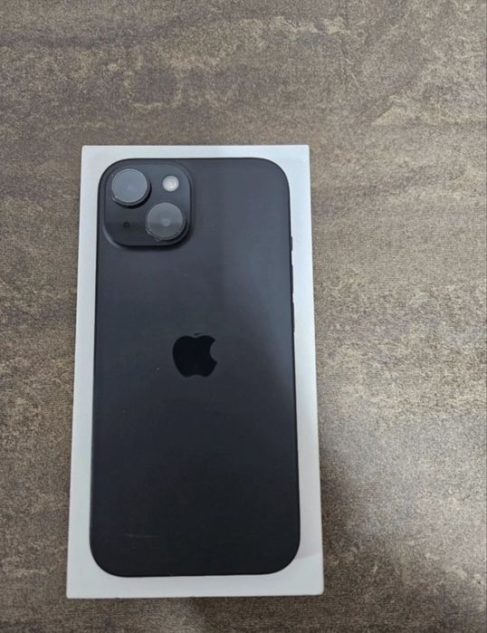 Vand Iphone 15 Black 128GB