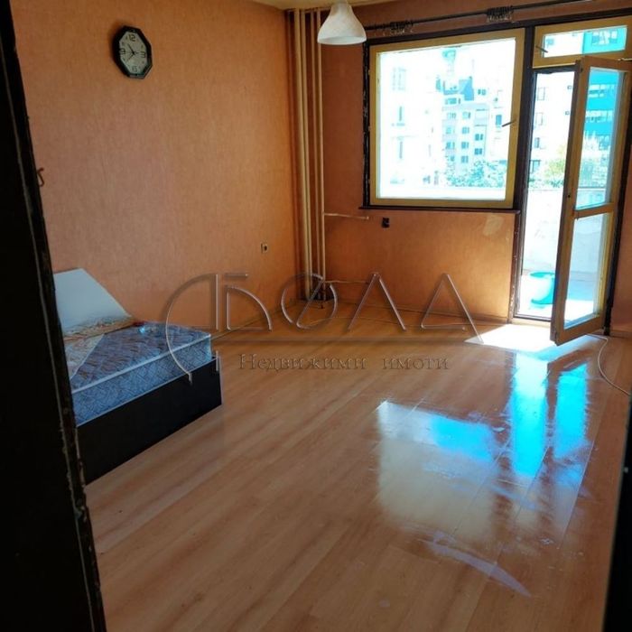 Продава се Тристаен апартамент в София, Банишора - 104 кв.м за 1760 €/кв.м - Снимка #1