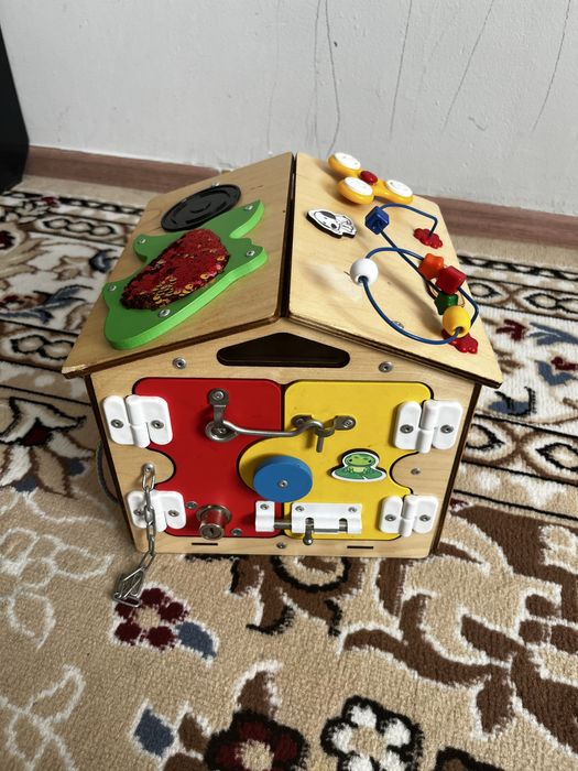 Продам бизиборд