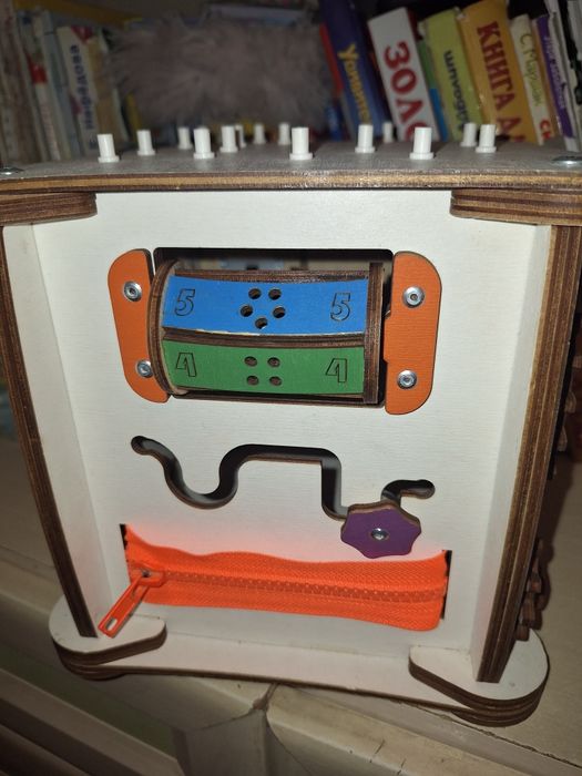 Развивающие игрушки