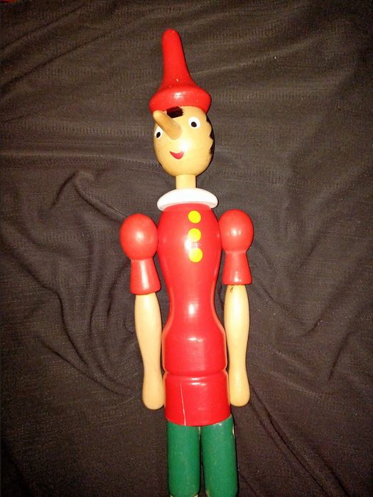 Деревяная кукла пиноккио