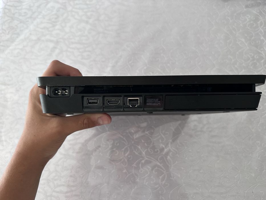PlayStation 4 slim 1ТБ
