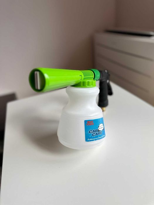 Пенообразувател за градински маркуч BEARFORCE 1L НОВ