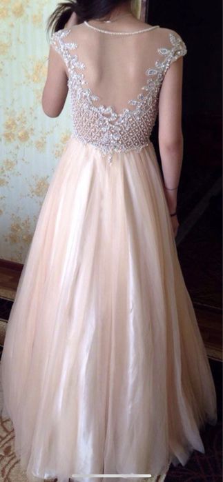 Продам платье