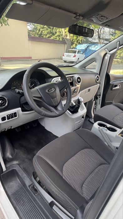 JAC M3 — 7 ўриндиқли