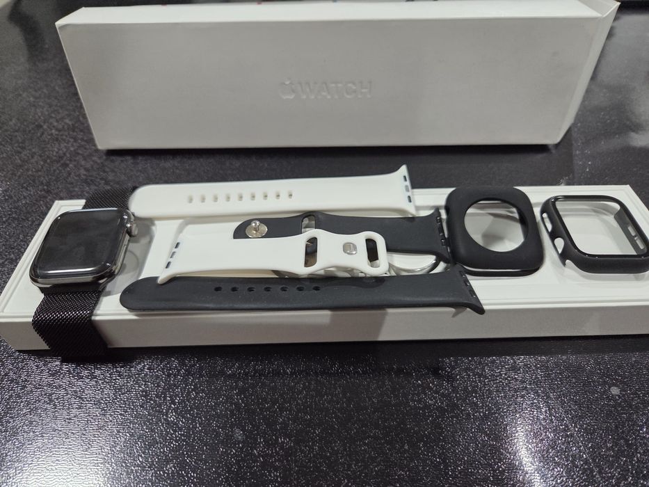 Vand ceas apple seria 6 ca nou
