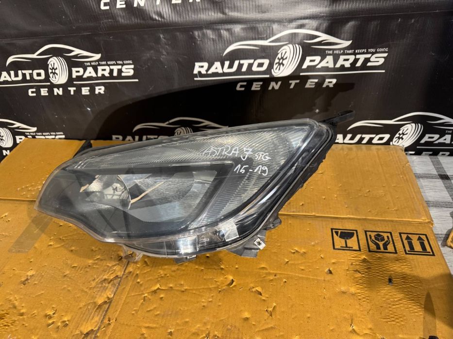 Far stanga Opel Astra J 2016/2017/2018/2019