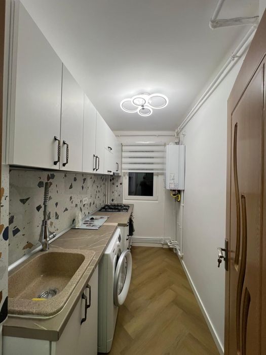 Vand apartament 2 camere decomandat, Lujerului.