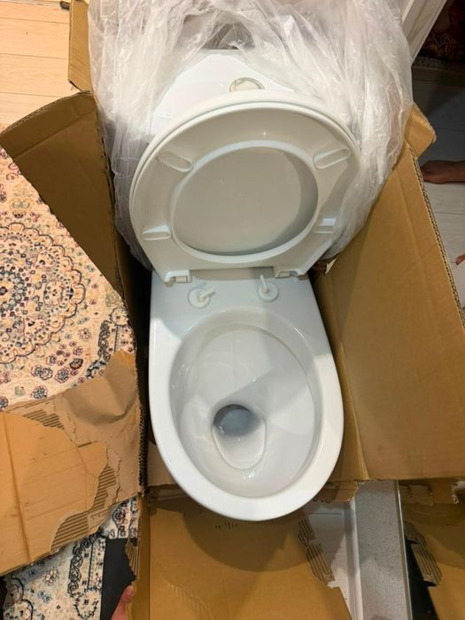 Унитаз бу  все работает