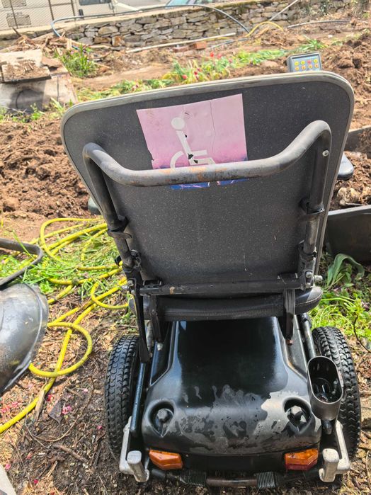 Инвалидна количка за  цяла за части