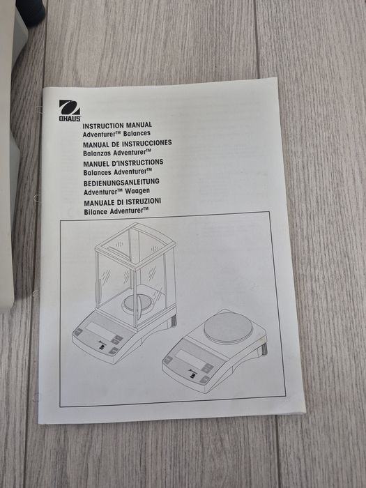 Продаются лабораторные весы Ohaus Adventurer