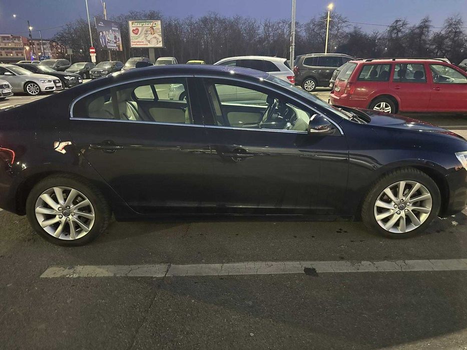 Vand VOLVO S60 an 2017