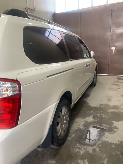 Kia karnival 2006 limuzin