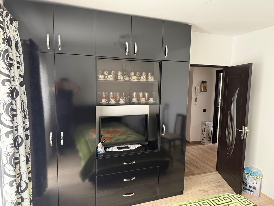 De vânzare: Apartament 2 camere, MOBILAT, cu parcare și centrală proprie – Râșnov, Cartierul Toamnei