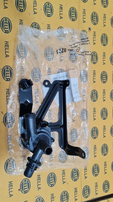 Pompa apa suplimentara auxiliara BMW 1 f20 f21 3 f30 116i 118i 316i