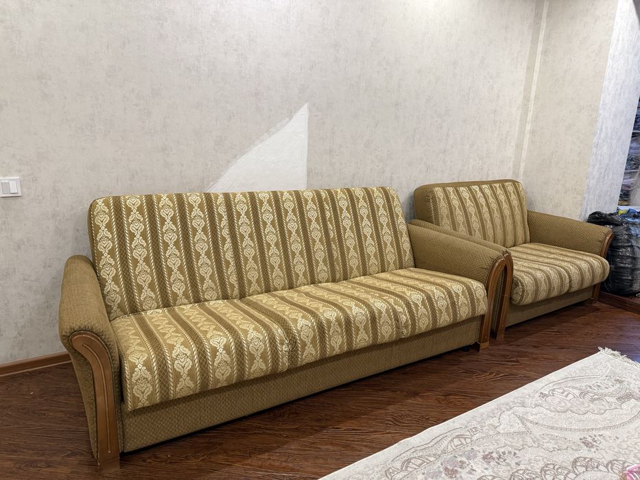 Диван,мини диван и кресло