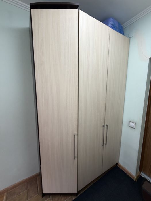 Продаю шкаф и комод