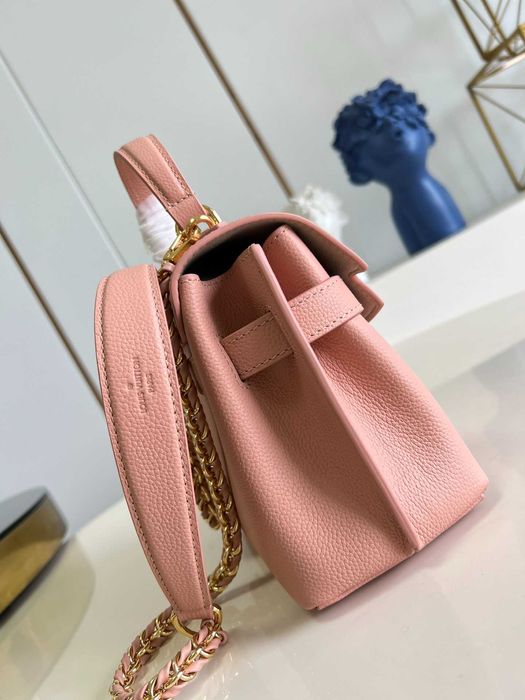Geanta Louis Vuitton Lockme Ever mini Pink, 23 x 17 x 10 cm, Premium