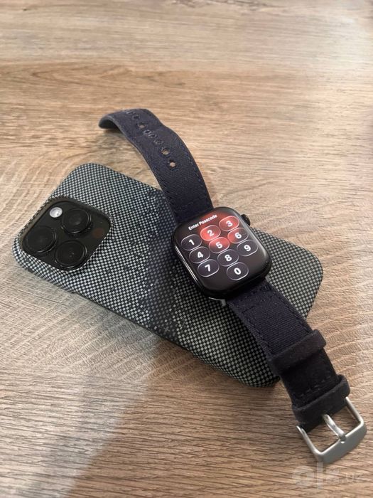iPhone 16 Pro 256 + Apple Watch 10 46