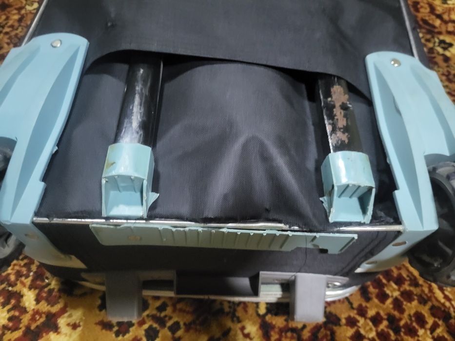 Чемодан дорожный бу