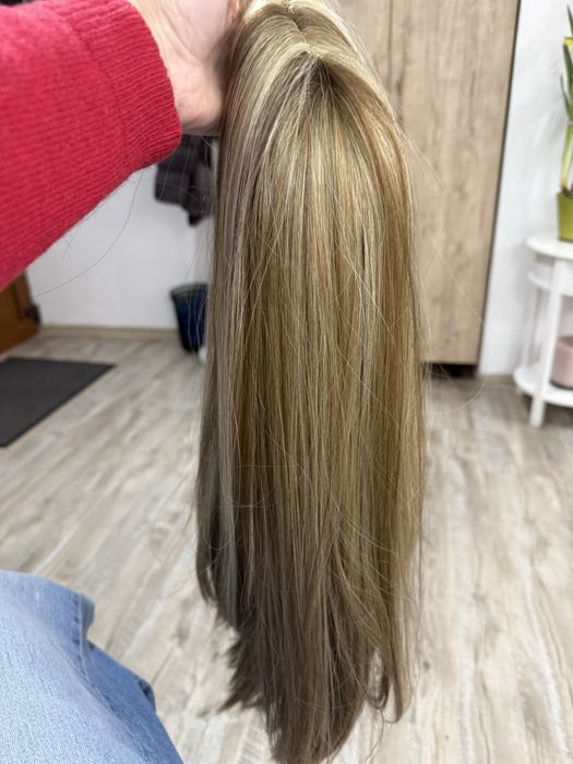 Peruca noua ,nepurtata.