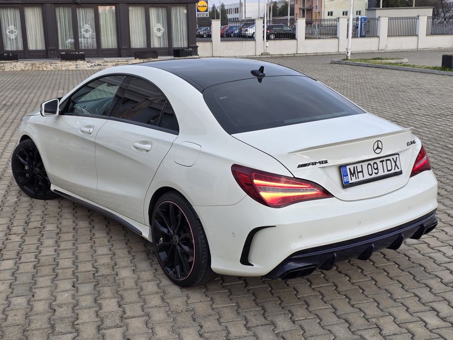 Mercedes Benz CLA 45 AMG 4 Matic