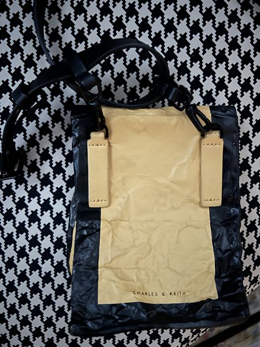 MARELLA ,H&M studio ,CPS ,Charles & Keith ,