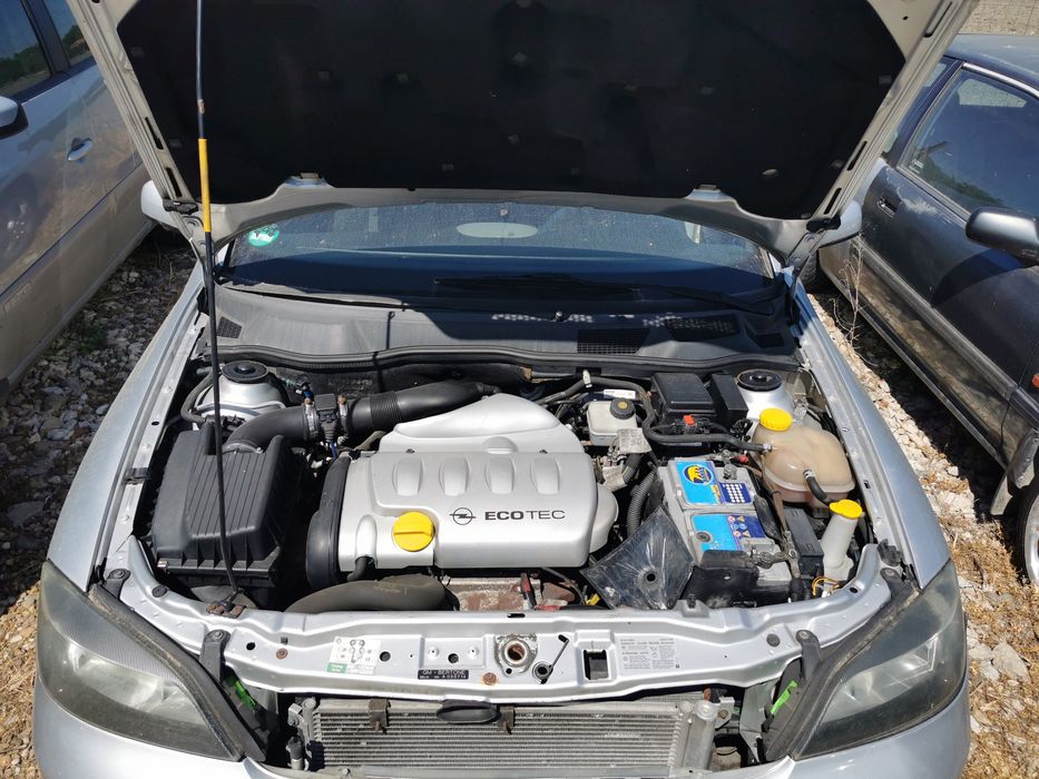Опел Астра 1.8i 16V 125к.с. Бертоне, НА ЧАСТИ