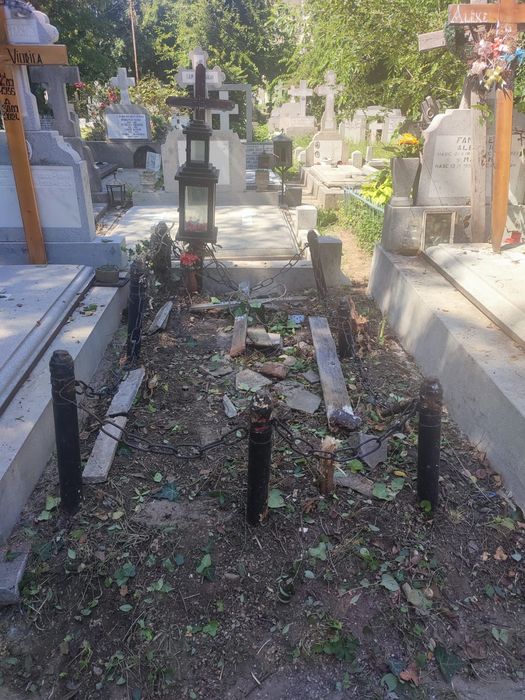 Loc de veci in cimitirul bellu