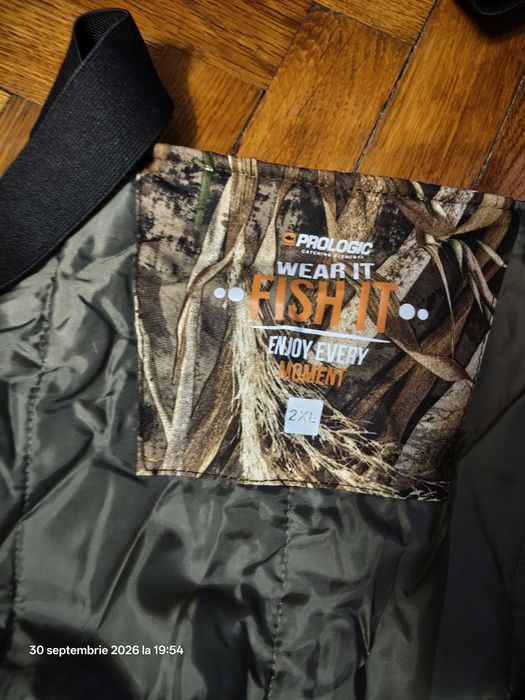 Vând salopeta (nouă) de la costumul Prologic Comfort Thermo Max5