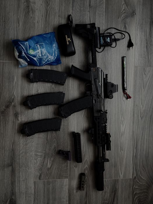 AK 105 E&L  AEG full metal