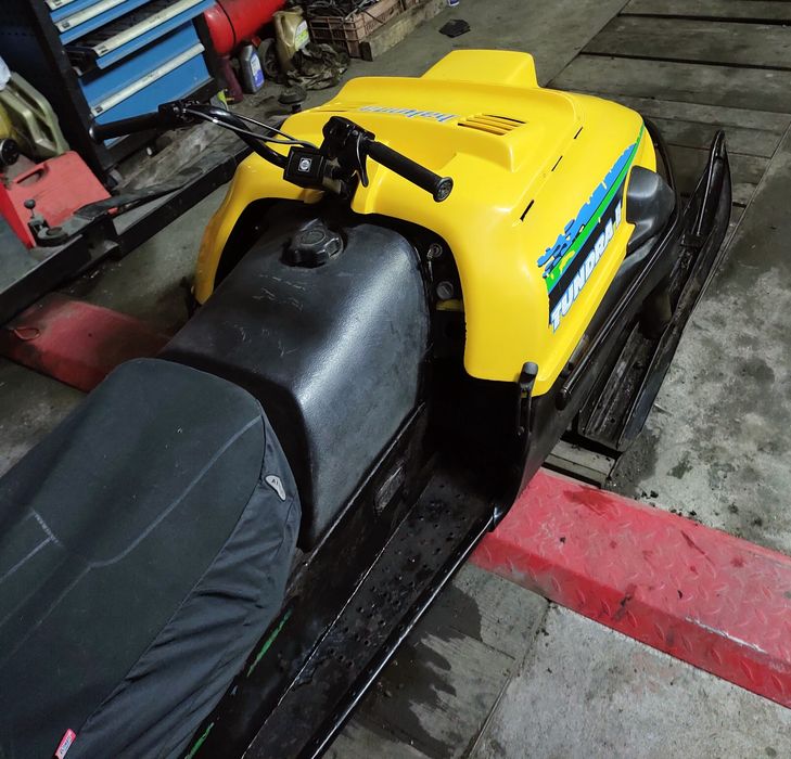 Моторна шейна Tundra