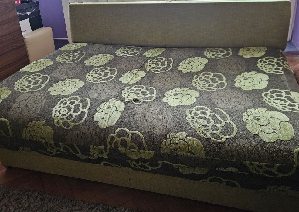 Pat 1 persoana cu spatar