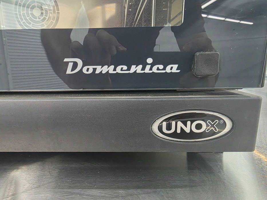 Конвекционная печь (UNOX)