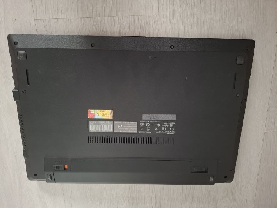 Laptop Asus Pro P250L