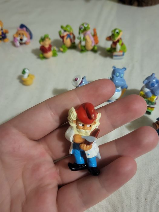 Старые игрушки киндер 90х годов