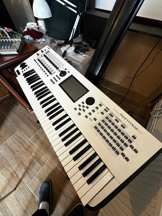 Yamaha Montage in stare foarte buna..