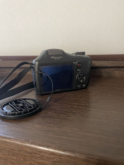 Фотоапарат Sony 20.1 mega pixels