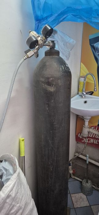 продам кислородный балон