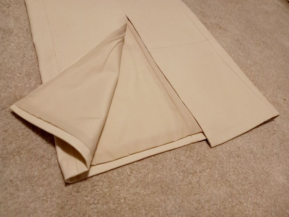 H&M Пола тип молив с цепка, Кремав цвят, 36 размер