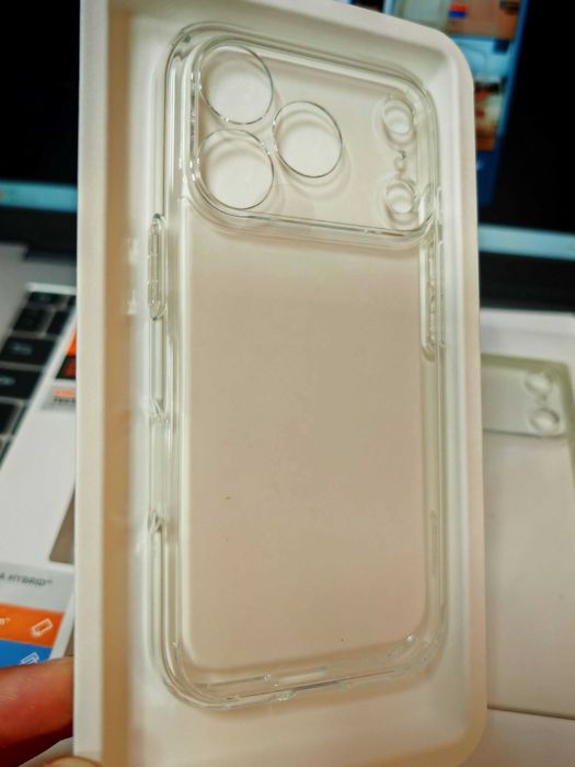 Твърд калъф Spigen Ultra Hybrid за iPhone 17 Pro 17 Pro Max / Кристално прозрачен / ACS10278 / ACS10342 /
